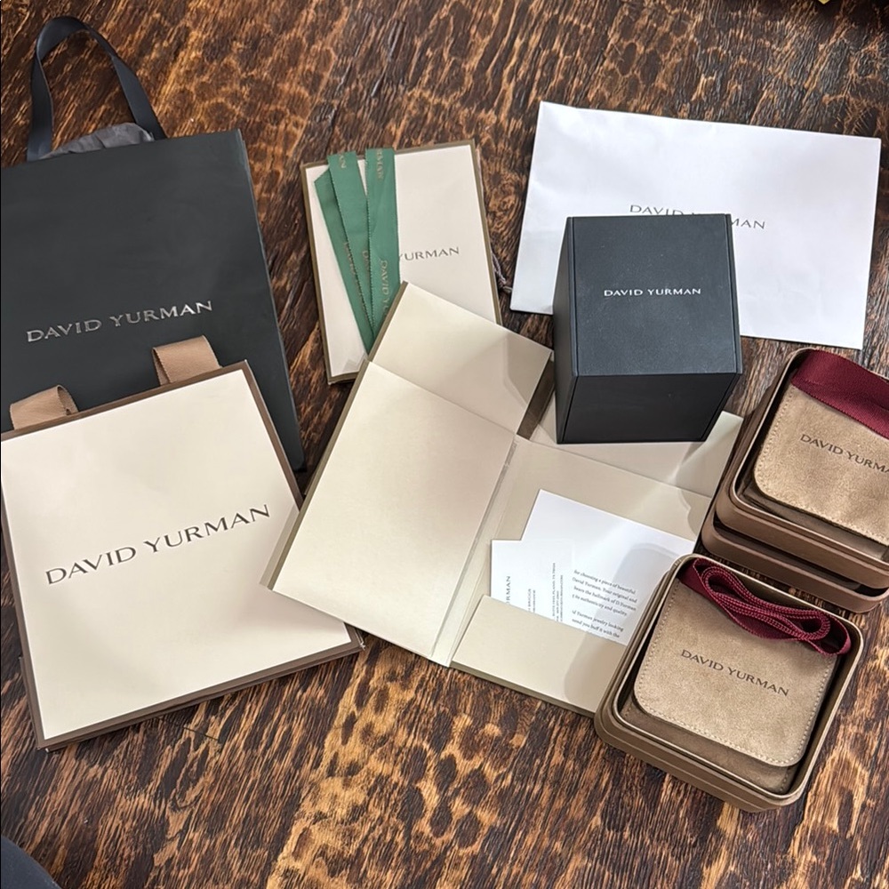 David Yurman Luxury Packaging Collection in Cream and Black